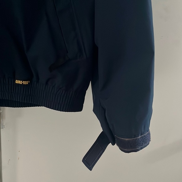 Large USGA Gore-Tex lined golf jacket - Picture 3 of 5